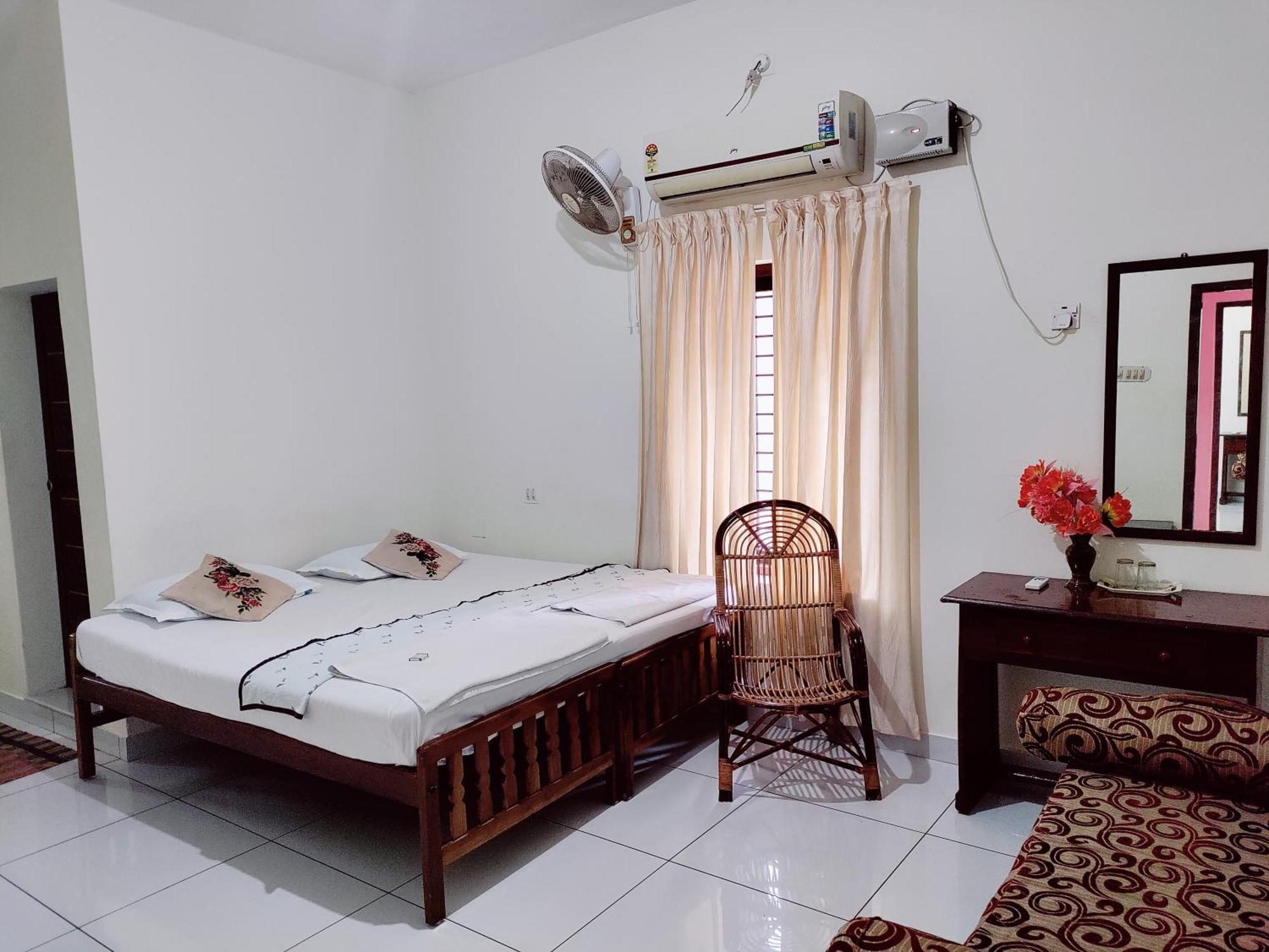 Basuri Beach Resort Varkala Eksteriør bilde